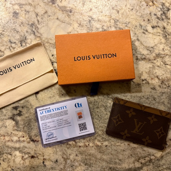 Louis Vuitton Card Case Monogram Reverse - Picture 4 of 6